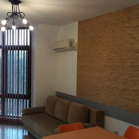 Apartments In Relax Complex Fantasy Hisarya Bagian luar foto
