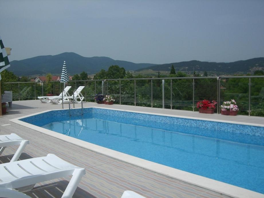 Apartments In Relax Complex Fantasy Hisarya Bagian luar foto