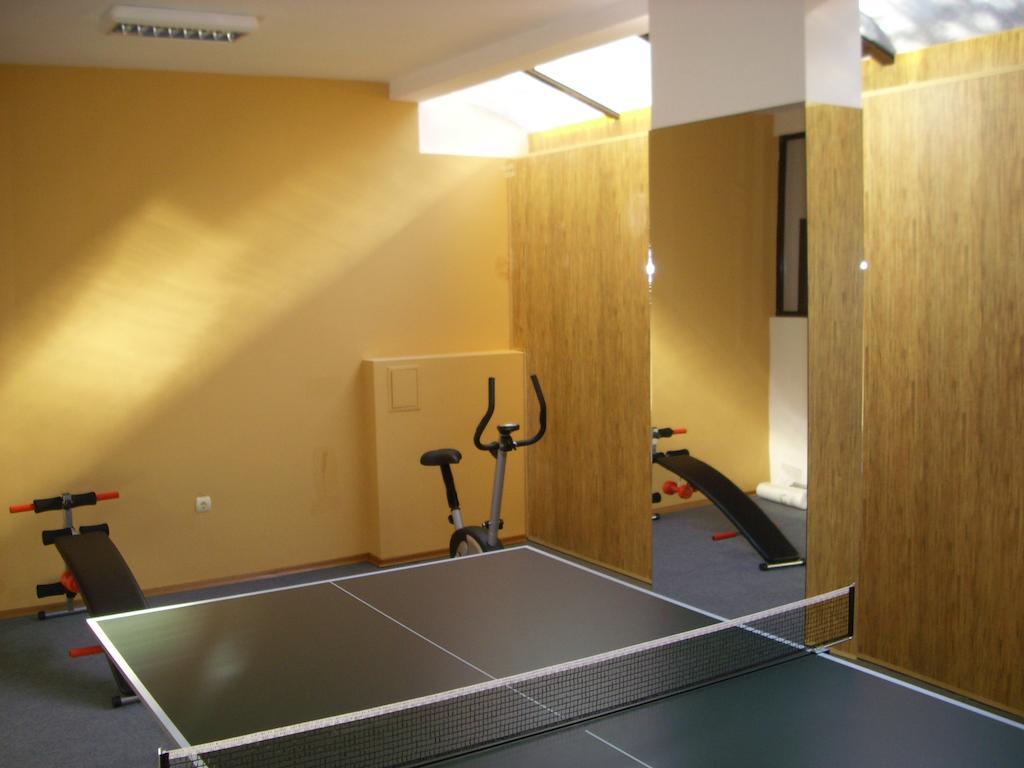 Apartments In Relax Complex Fantasy Hisarya Bagian luar foto